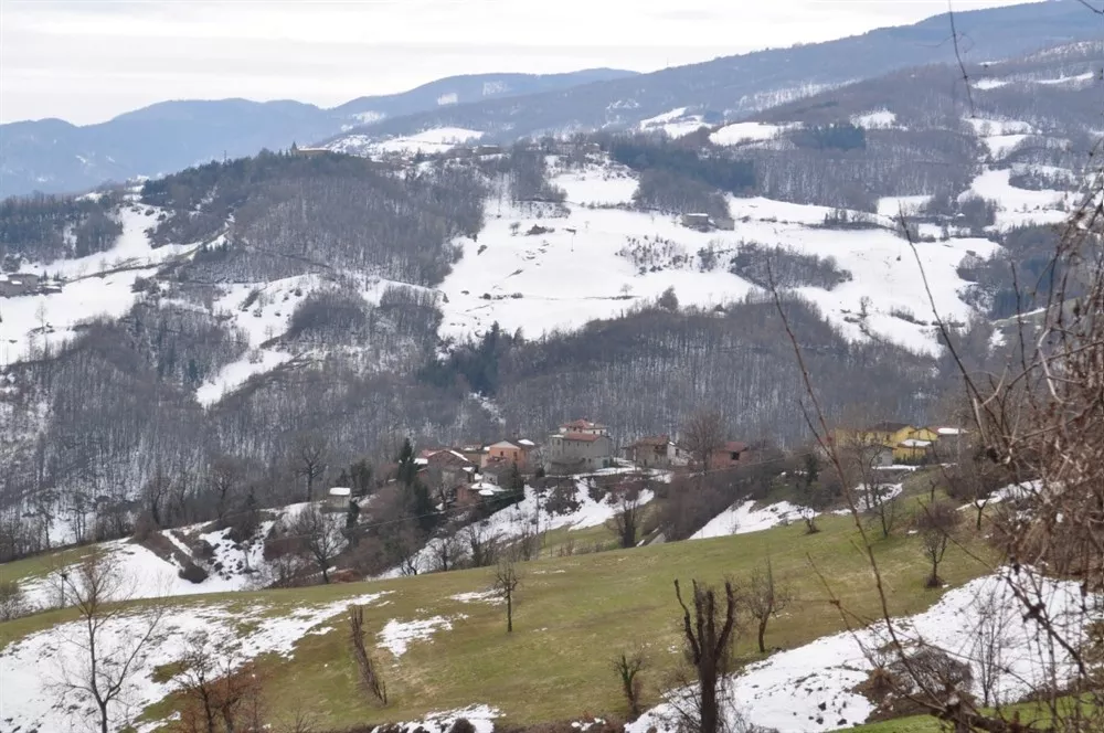 Piccolo borgo situato a poche centinaia di metri a sud del capoluogo.