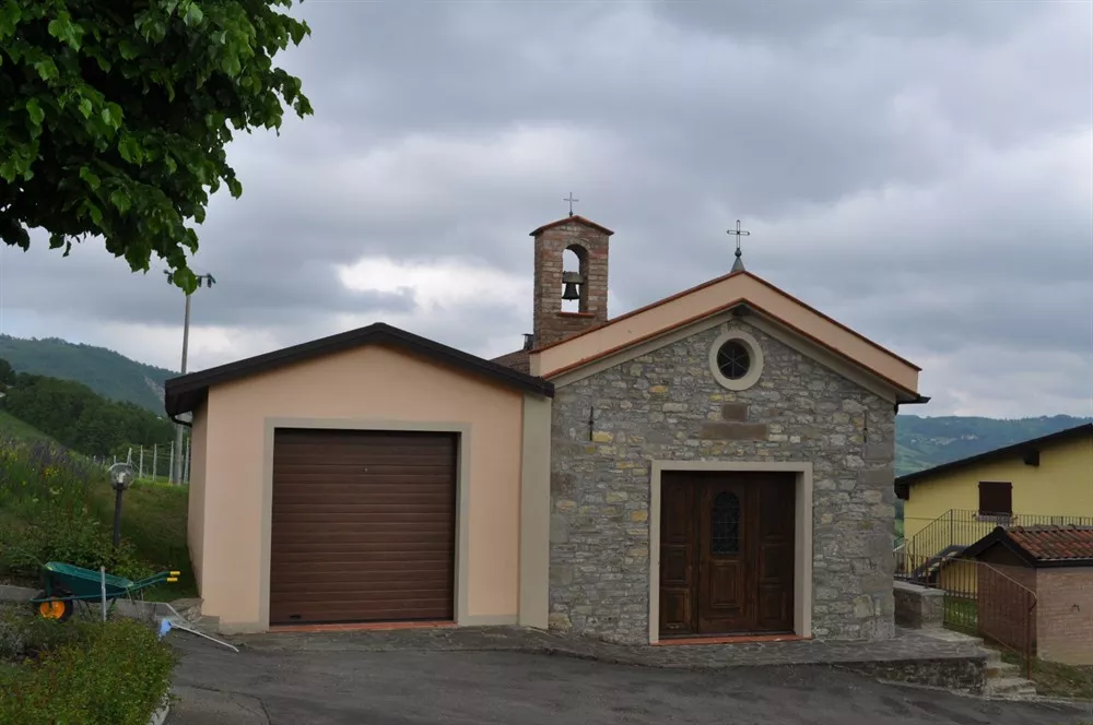 Piccolo borgo a nord di Polinago al confine con il Comune di Prignano sulla Secchia.